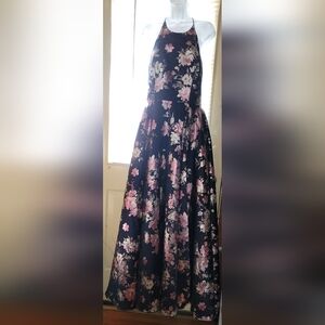 B. Smart floor length floral formal dress
